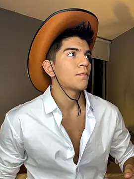 santiago 01 online show from 11-01-25, 12:23