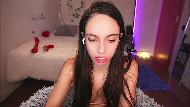 Dayna Nebula online show from 10-12-25, 10:36