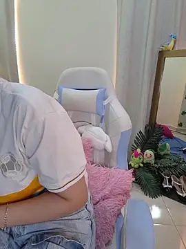 NaomiShimizu online show from 06-01-26, 08:32