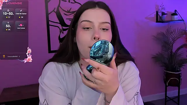 CoralineKeyns online show from 03-05-25, 08:43