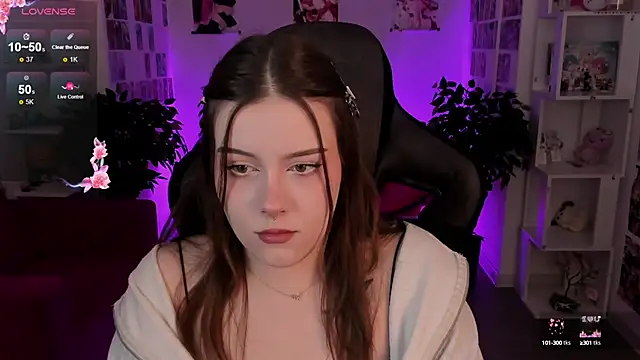 CoralineKeyns online show from 03-10-25, 05:33