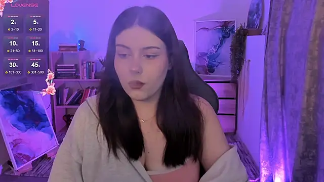 CoralineKeyns online show from 10-06-25, 05:27