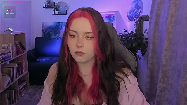 CoralineKeyns online show from 03-24-26, 05:23