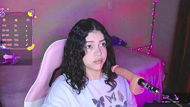 kim saenz20 online show from 11-11-25, 06:35