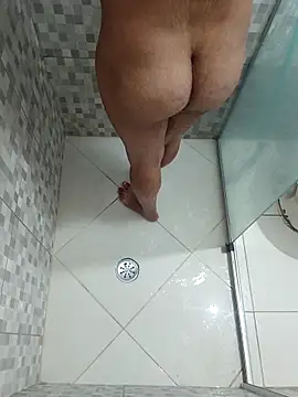 Nicolaskribeiro online show from 10-05-25, 12:47