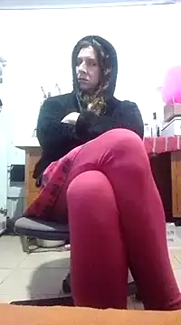 Cameron puppy online show from 03-04-25, 08:46