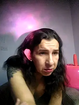 Cameron puppy online show from 12-20-25, 04:41