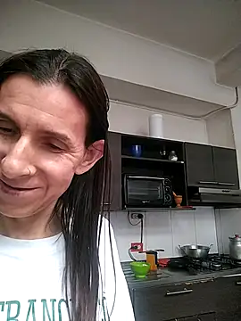 Snapshot of Cameron_puppy chatting on 06-25-26, 06:34 Cameron puppy online show from 06-25-26, 06:34