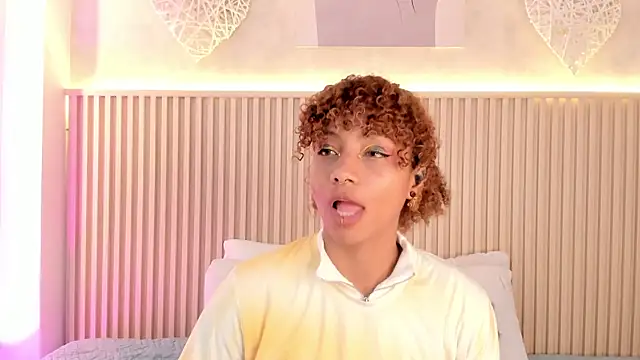 daiana curly online show from 06-28-26, 03:45