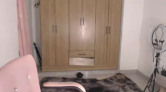 Snapshot of fairylatin222 chatting on 02-06-25, 12:54 fairylatin222 online show from 02-06-25, 12:54