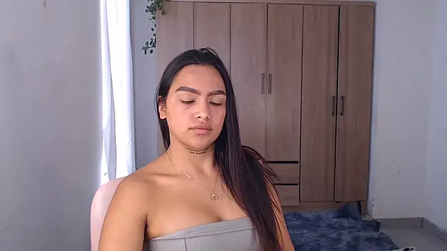 Snapshot of fairylatin222 chatting on 02-18-25, 09:09 fairylatin222 online show from 02-18-25, 09:09