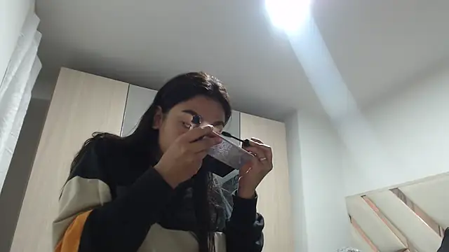 Snapshot of fairylatin222 chatting on 10-28-25, 10:30 fairylatin222 online show from 10-28-25, 10:30