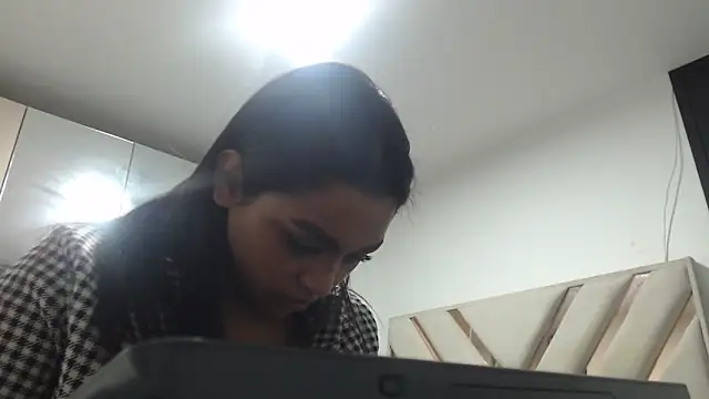 Snapshot of fairylatin222 chatting on 11-14-25, 01:15 fairylatin222 online show from 11-14-25, 01:15