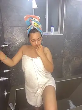 fairylatin222 online show from 04-04-26, 02:54