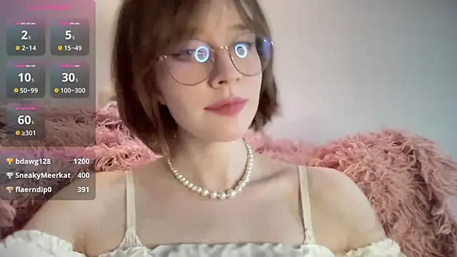 Snapshot of ms_christiana chatting on 10-26-25, 04:35 ms christiana online show from 10-26-25, 04:35