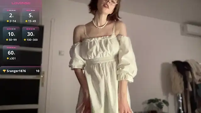 Snapshot of ms_christiana chatting on 11-09-25, 01:48 ms christiana online show from 11-09-25, 01:48