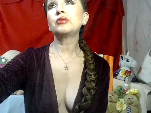 hottieperla online show from 09-11-25, 07:03