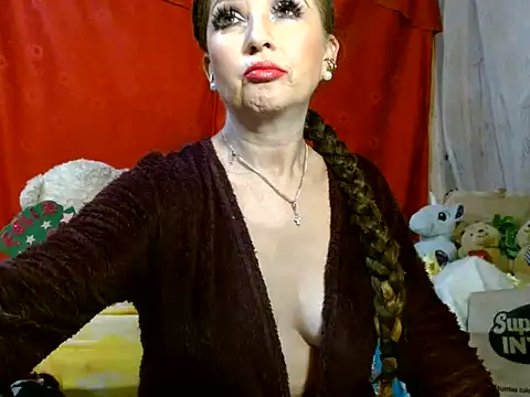 hottieperla online show from 06-19-26, 06:34