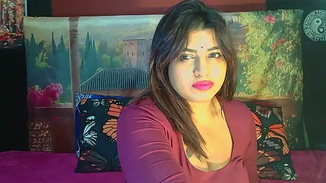 Snapshot of RoyalIndianCreamPuff chatting on 07-24-26, 06:50 RoyalIndianCreamPuff online show from 07-24-26, 06:50