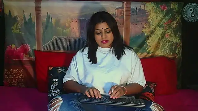 Snapshot of RoyalIndianCreamPuff chatting on 08-01-26, 07:35 RoyalIndianCreamPuff online show from 08-01-26, 07:35