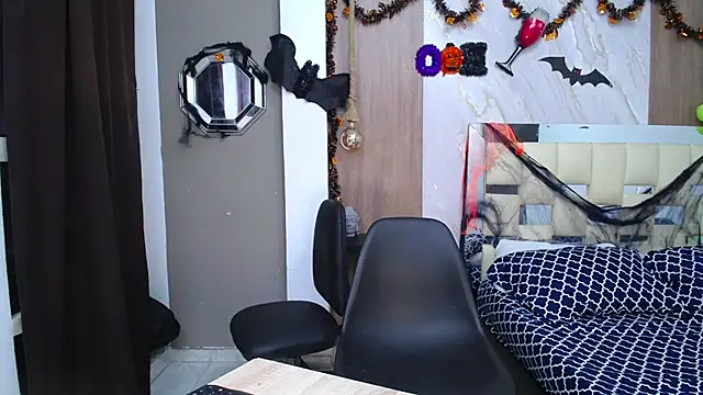 Snapshot of Harry_jhonsson chatting on 10-31-25, 07:04 Harry jhonsson online show from 10-31-25, 07:04