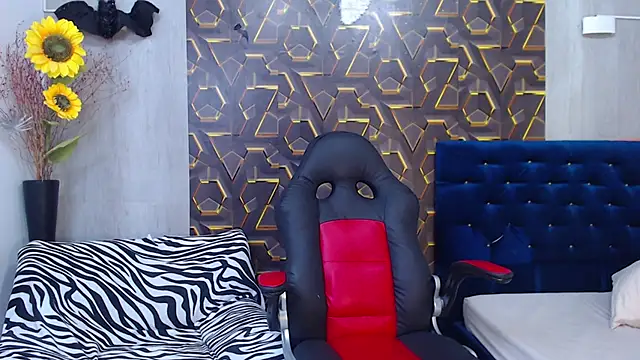 Snapshot of Harry_jhonsson chatting on 11-08-25, 08:29 Harry jhonsson online show from 11-08-25, 08:29