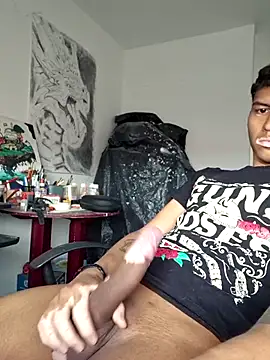 Snapshot of xrobXstax chatting on 10-12-25, 07:24 xrobXstax online show from 10-12-25, 07:24