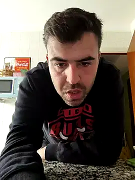 Snapshot of Vicio74@xh chatting on 12-28-24, 01:28 Vicio74xh online show from 12-28-24, 01:28