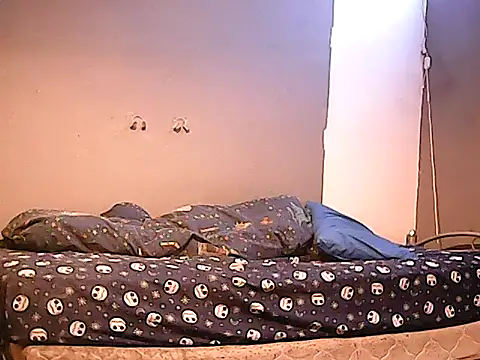 twinkerbell344 online show from 12-21-25, 09:33