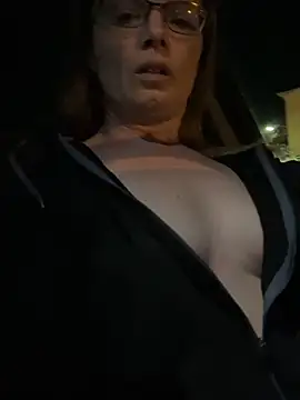 Snapshot of yanks28@xh chatting on 02-28-26, 01:39 yanks28xh online show from 02-28-26, 01:39