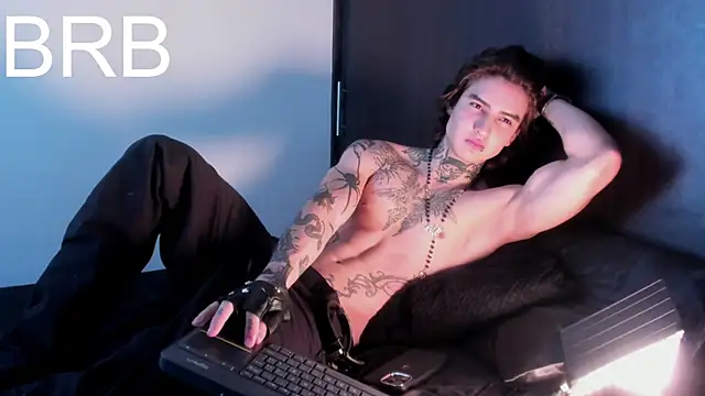 dantecoppolaa  online show from 03-15-25, 03:37