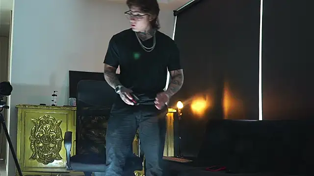 dantecoppolaa  online show from 09-20-25, 04:19