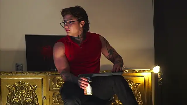 dantecoppolaa  online show from 10-02-25, 12:17