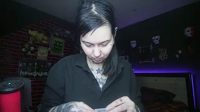 MoorderxDoll online show from 02-27-26, 06:30