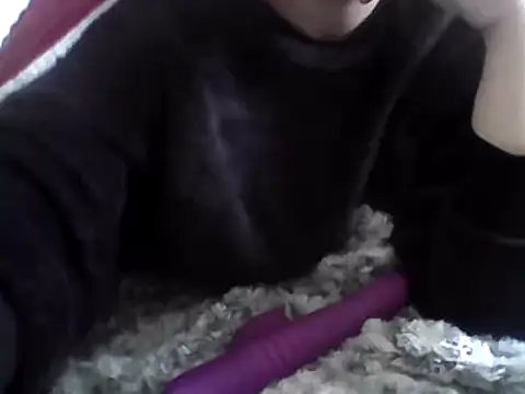 Snapshot of DragoneSFR chatting on 03-16-25, 03:06 DragoneSFR online show from 03-16-25, 03:06