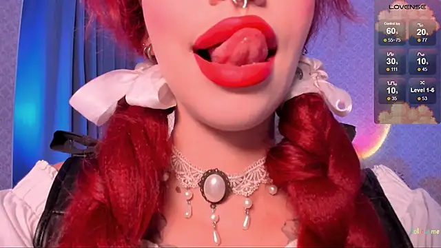 Snapshot of LeylaNoiry chatting on 10-02-25, 03:19 LeylaNoiry online show from 10-02-25, 03:19