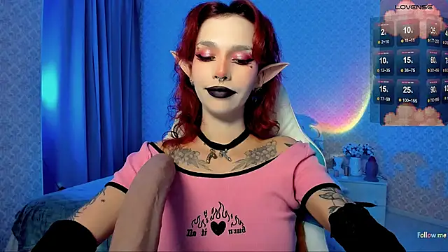 Snapshot of LeylaNoiry chatting on 10-07-25, 03:09 LeylaNoiry online show from 10-07-25, 03:09