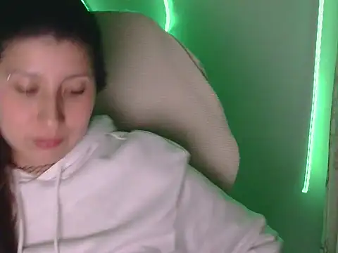 Snapshot of has_Zky chatting on 02-07-26, 05:11 has Zky online show from 02-07-26, 05:11