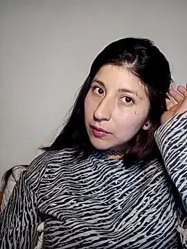 Snapshot of has_Zky chatting on 03-04-26, 04:51 has Zky online show from 03-04-26, 04:51