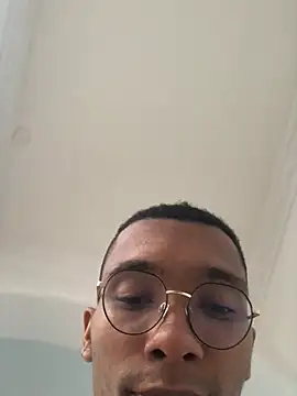 Aaronblack1  online show from 02-23-25, 08:33