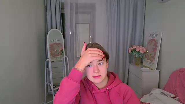 Snapshot of LovelyJessie chatting on 11-20-25, 01:44 LovelyJessie online show from 11-20-25, 01:44