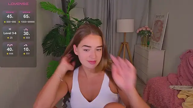 LovelyJessie online show from 07-14-26, 02:01