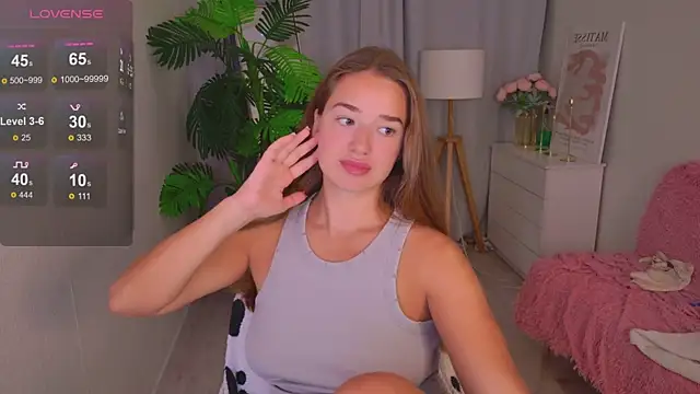 LovelyJessie online show from 07-30-26, 01:43