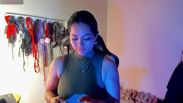 scarlet-kennedy98 online show from 04-30-26, 09:19