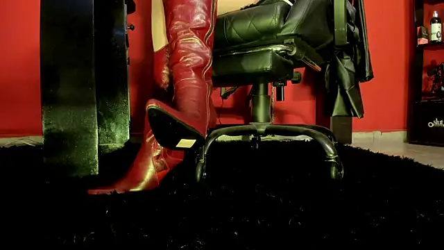 Julieta Wall  online show from 01-16-25, 01:48