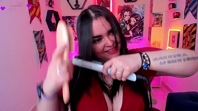 Luise Meyrink online show from 02-13-25, 08:38