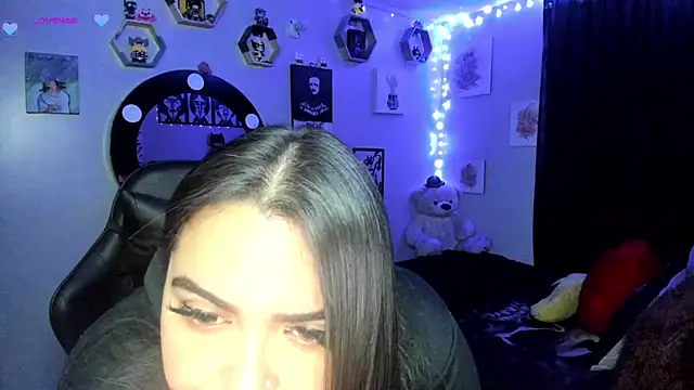 Luise Meyrink online show from 02-21-25, 06:29