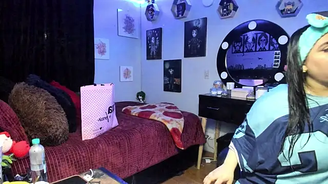 Luise Meyrink online show from 04-01-26, 04:35