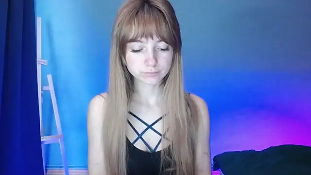 LuciaYoung online show from 01-16-25, 01:14