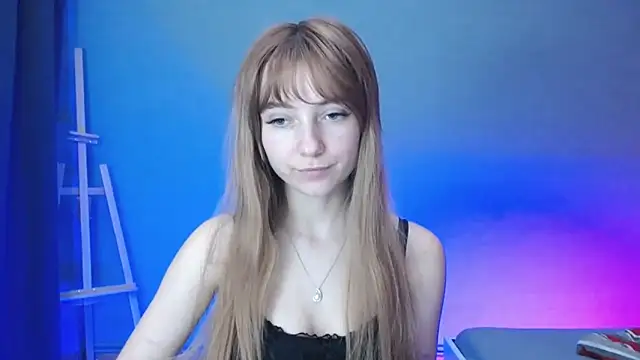 LuciaYoung online show from 01-19-25, 10:17